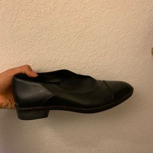 Black Aldo flat
